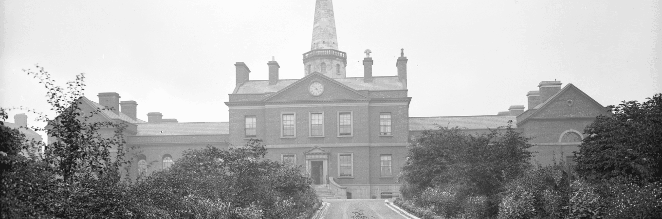 Clifton House Old Pic